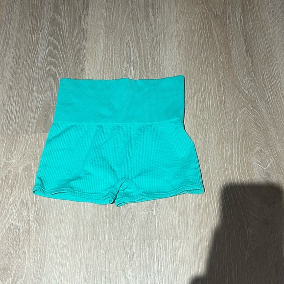 Colsie - teal workout booty shorts 💕💕 - Picture 3 of 3